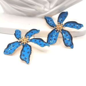 Tropical flower stud earrings Blue Gold Black | NWOT